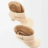 Toy Panta ankle bootie in nappa lambskin Oat Milk