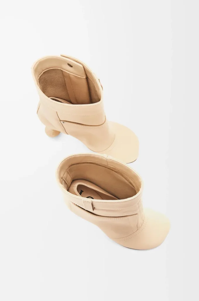Toy Panta ankle bootie in nappa lambskin Oat Milk