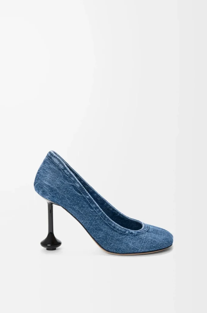 Toy pump in denim Washed Denim