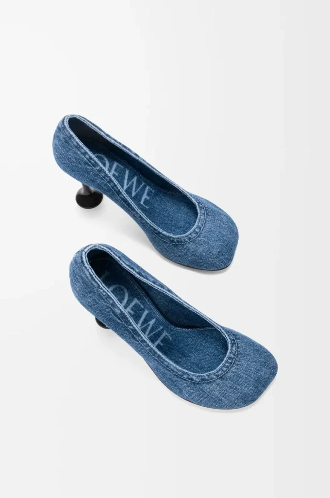 Toy pump in denim Washed Denim