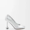 Toy pump in laminated lambskin Silver