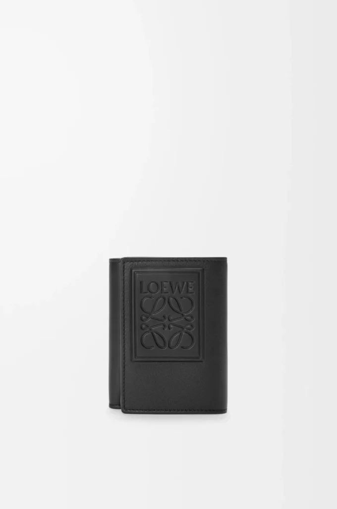 Trifold wallet in satin calfskin Black Trifold wallet in satin calfskin Black