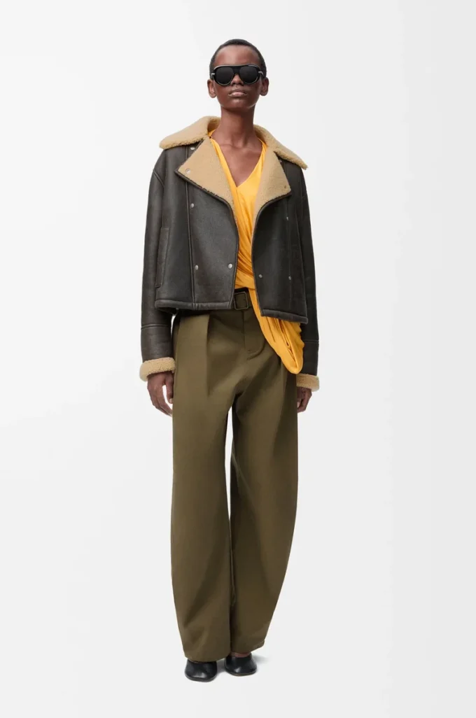 Trousers in cotton and silk Khaki Green Trousers in cotton and silk Khaki Green