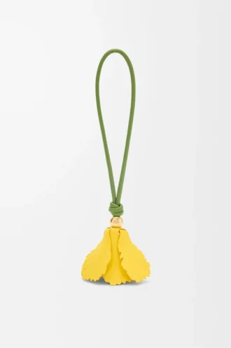 Tulip charm in classic calfskin Yellow