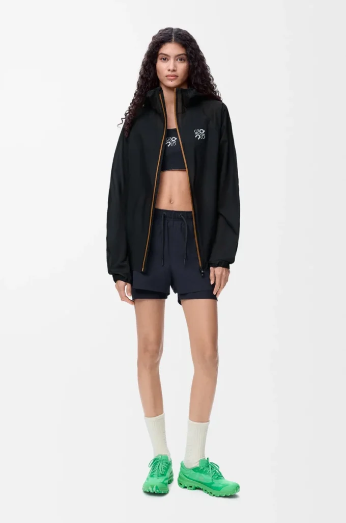 Ultra jacket in technical shell Black