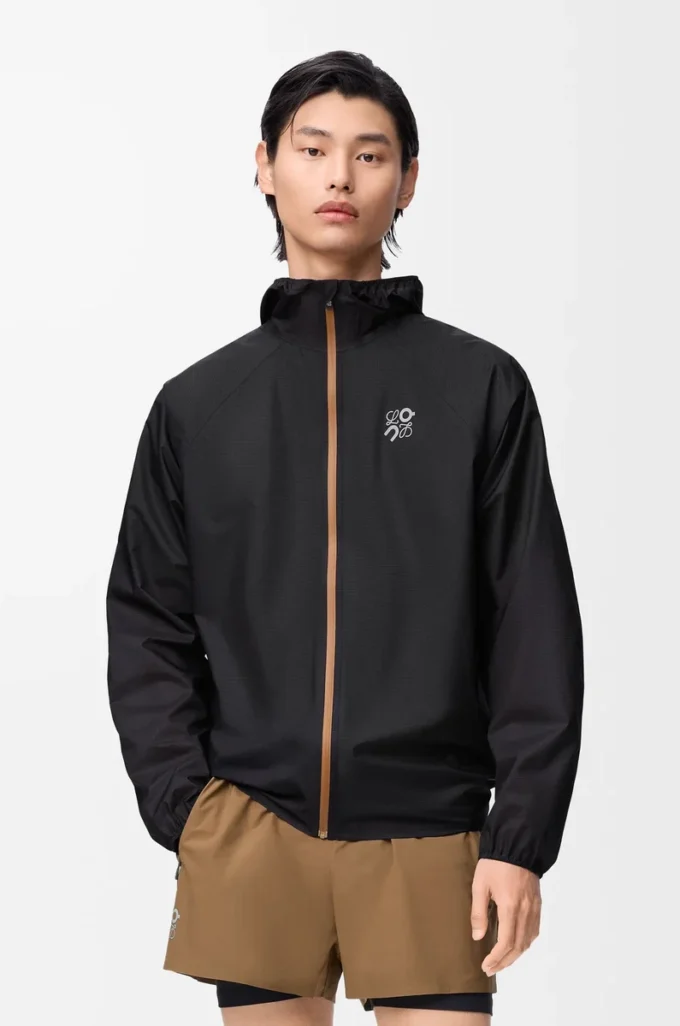 Ultra jacket in technical shell Black