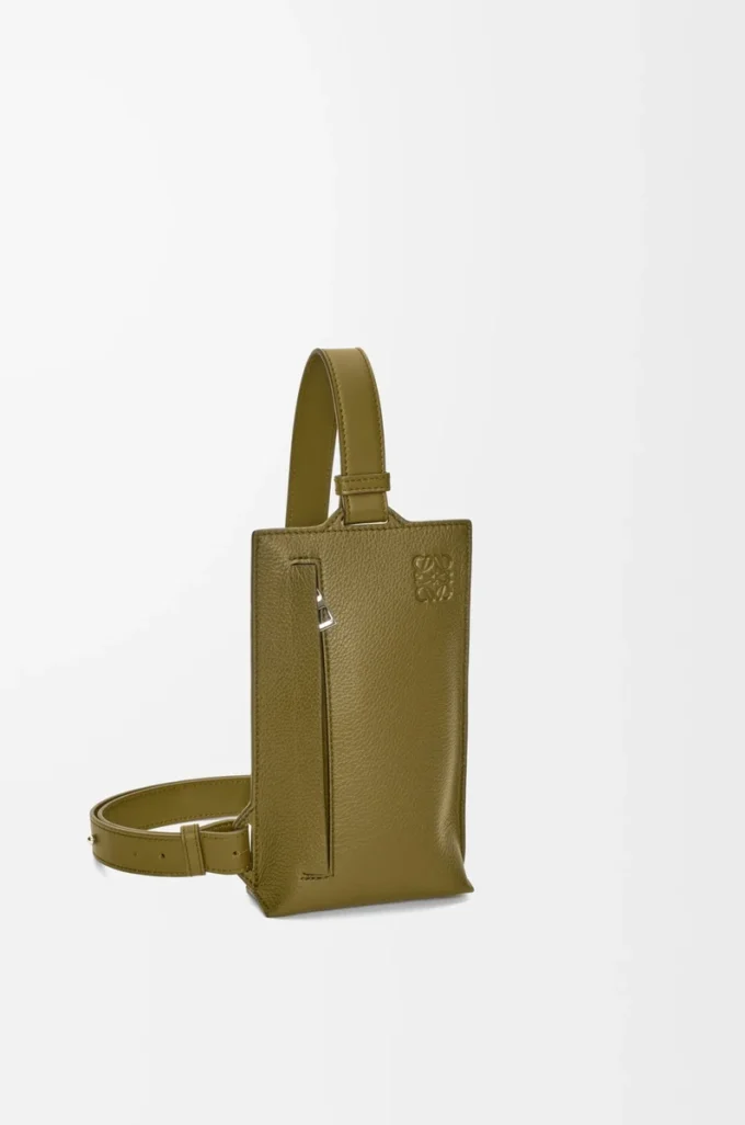 Vertical T Pocket in soft grained calfskin Olive