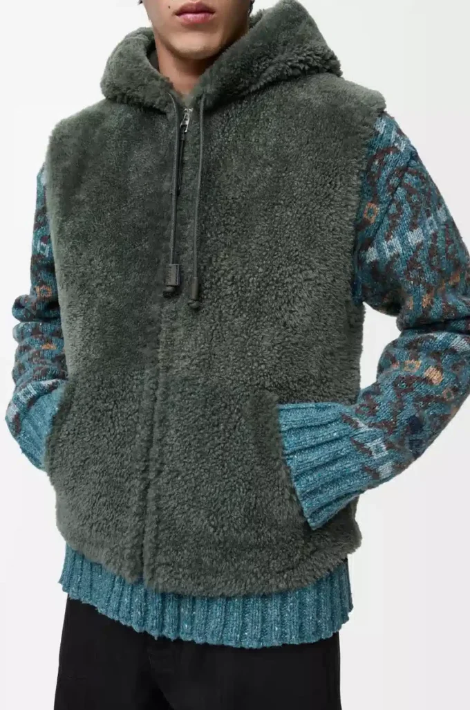 Vest in shearling Khaki Green Vest in shearling Khaki Green