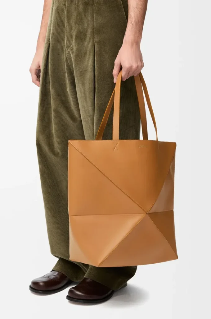 XL Puzzle Fold tote in shiny calfskin Warm Desert XL Puzzle Fold tote in shiny calfskin Warm Desert