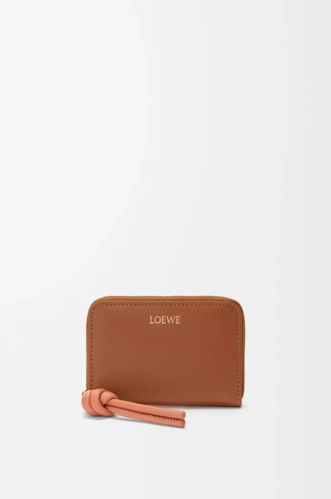 Zipped coin purse in shiny nappa calfskin Tan/Papaya Zipped coin purse in shiny nappa calfskin Tan/Papaya
