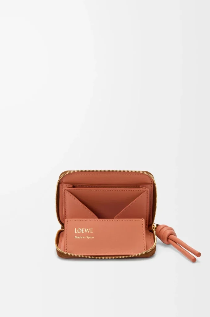 Zipped coin purse in shiny nappa calfskin Tan/Papaya Zipped coin purse in shiny nappa calfskin Tan/Papaya